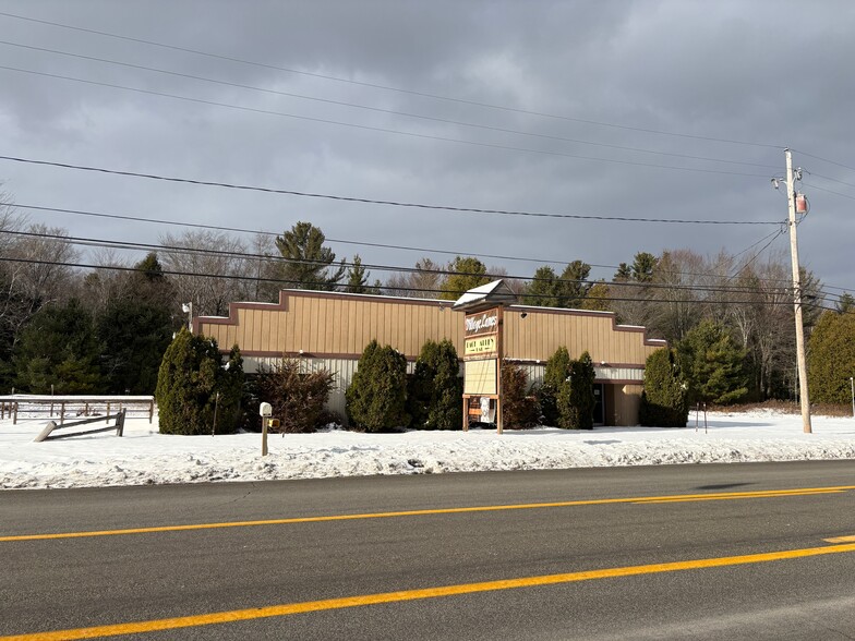 More Photos Of 226 U.S. 23 Hwy, Harrisville Sports And Entertainment For Sale