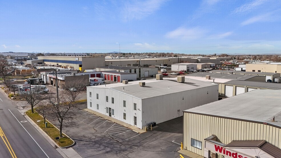 More Photos Of 3041 Pennsylvania Ave, Ogden Showroom For Sale