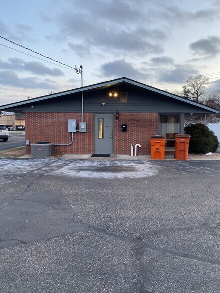 More Photos Of 1608 Ohm Ave, Eau Claire Office For Lease