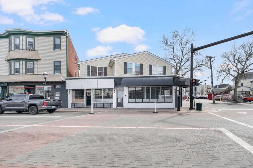 More Photos Of 262-266 Atwells Ave, Providence Storefront Retail Office For Sale