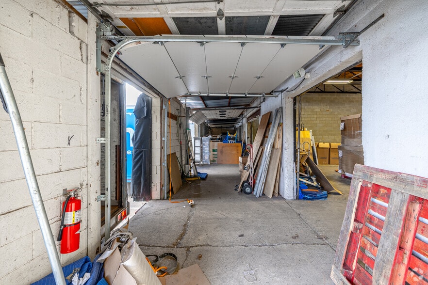 More Photos Of 1 Johnson Dr, Raritan Manufacturing For Lease
