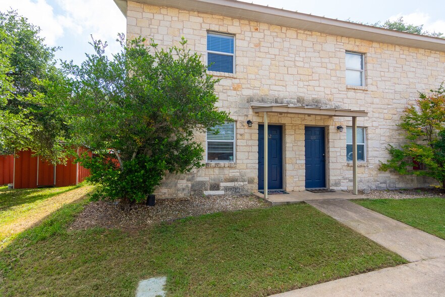 More Photos Of 114 Scofield Ave, Johnson City Apartments For Sale