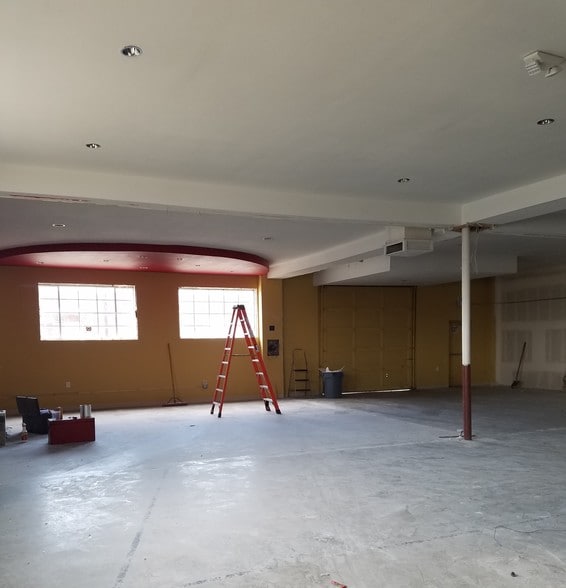 More Photos Of 3888-3890 Forest St, Denver Warehouse For Lease