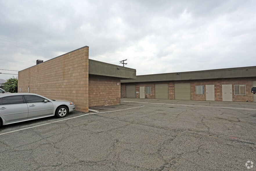 More Photos Of 255 W Benedict Rd, San Bernardino Warehouse For Lease