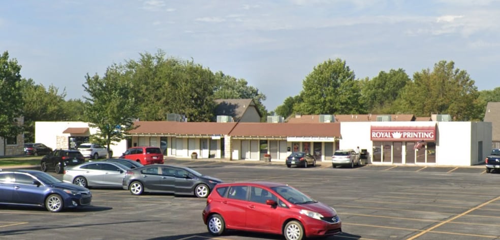 More Photos Of 400 S Elm Plz, Broken Arrow Freestanding For Lease