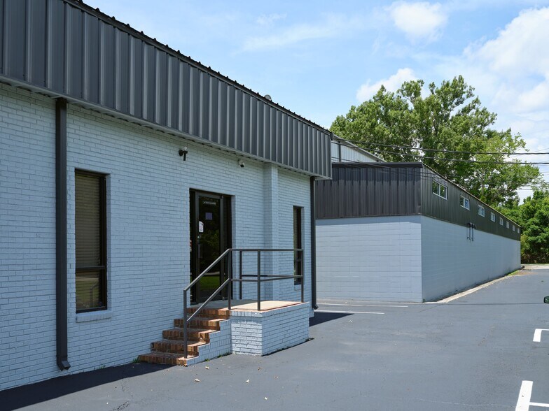 More Photos Of 4345 Confederate Way, Macon-Bibb Warehouse For Sale