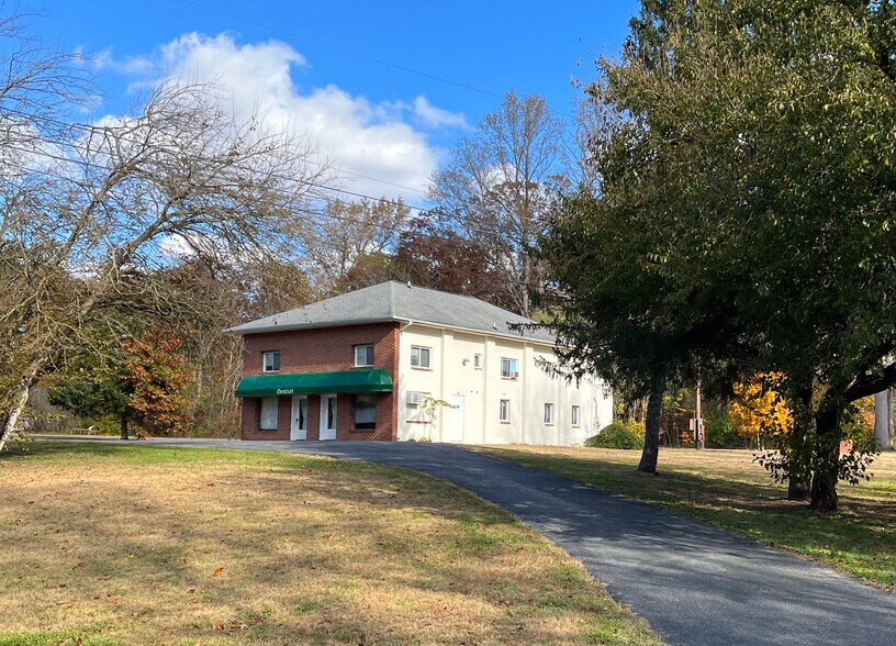 Primary Photo Of 13155 Greensboro Rd, Greensboro Office Residential For Sale