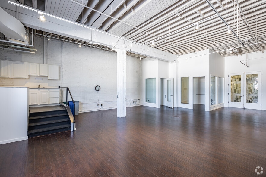 More Photos Of 550 15th St, San Francisco Office For Lease