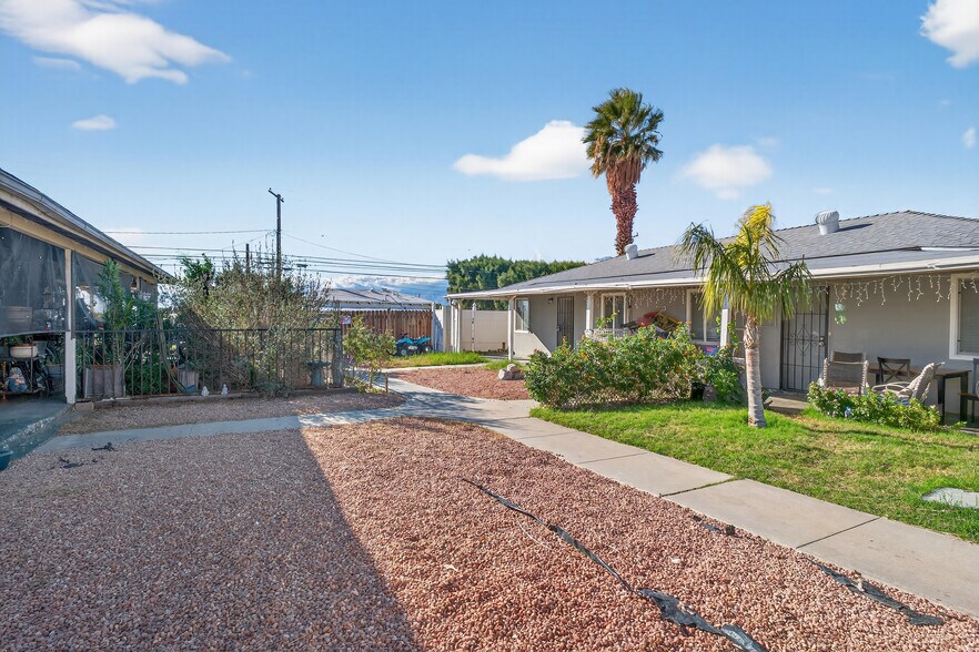 More Photos Of 66185 Acoma Ave, Desert Hot Springs Apartments For Sale
