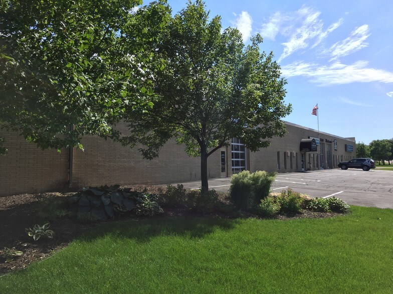 More Photos Of 240 Fillmore Ave E, Saint Paul Light Manufacturing For Lease