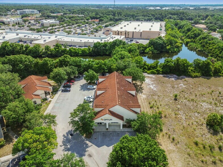 More Photos Of 772 Cortaro Dr, Sun City Center Medical For Sale