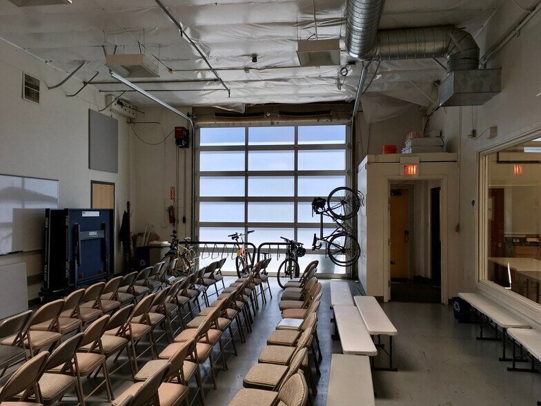 More Photos Of 2181 Park Blvd, Palo Alto Office For Lease