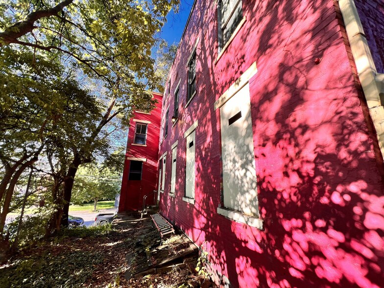 More Photos Of 422 W McMicken Ave, Cincinnati Apartments For Sale