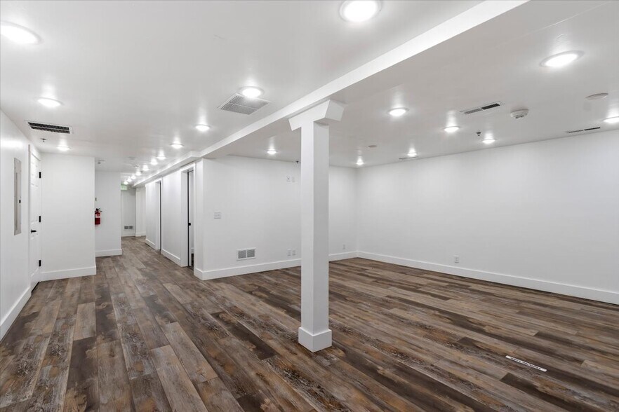More Photos Of 147 Main Ave E, Twin Falls Office For Lease