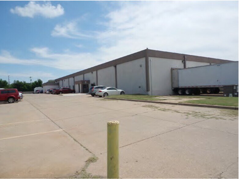 More Photos Of 4249 SW 29th St, Oklahoma City Distribution For Lease