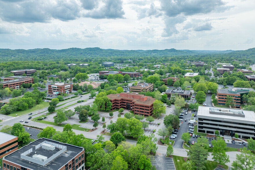 More Photos Of 111 Westwood Pl, Brentwood Office For Lease