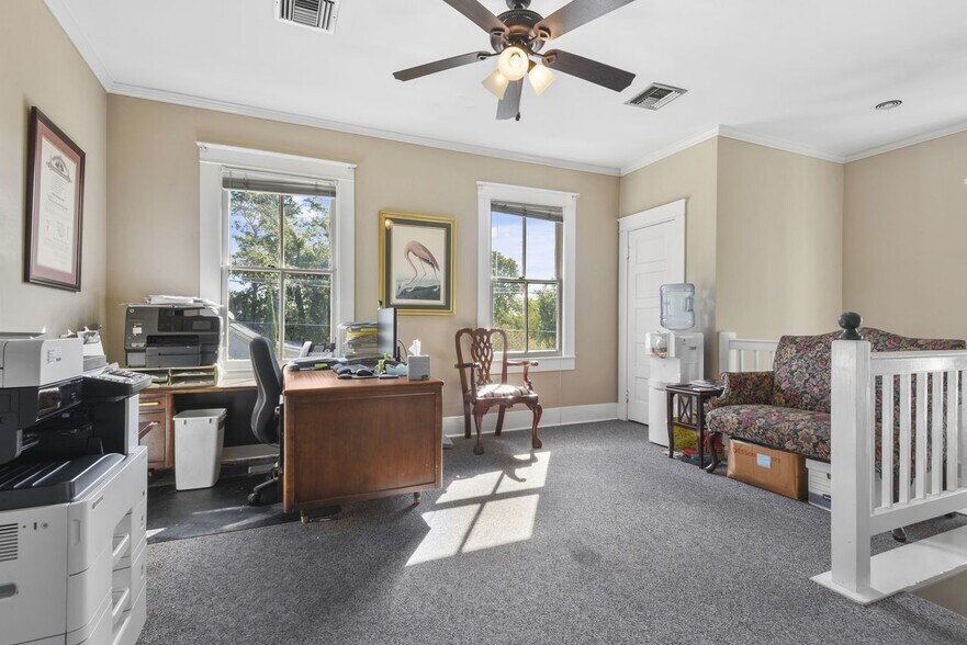 More Photos Of 533 Europe St, Baton Rouge Office For Sale