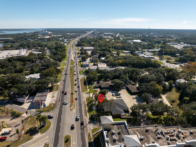 More Photos Of 1100 S Ponce De Leon Blvd, Saint Augustine Loft Creative Space For Lease