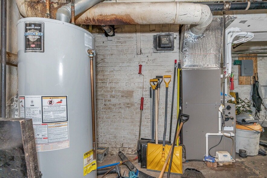 More Photos Of 197 Market St, Lowell Restaurant For Sale