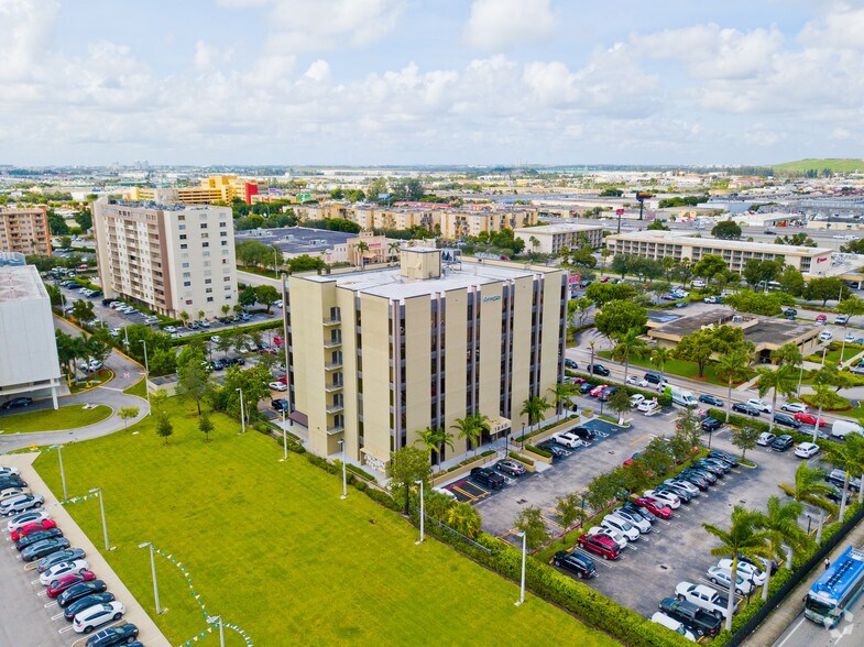 Primary Photo Of 1840 W 49th St, Hialeah Medical For Lease