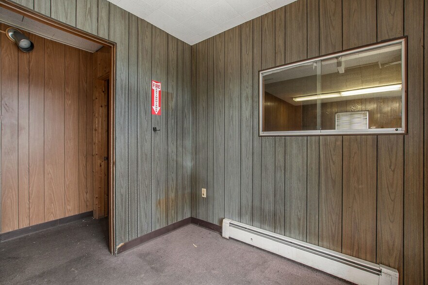 More Photos Of 2632 Park St, Muskegon Heights Warehouse For Sale