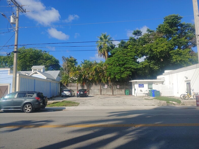 More Photos Of 1206 White St, Key West Storefront Retail Office For Lease