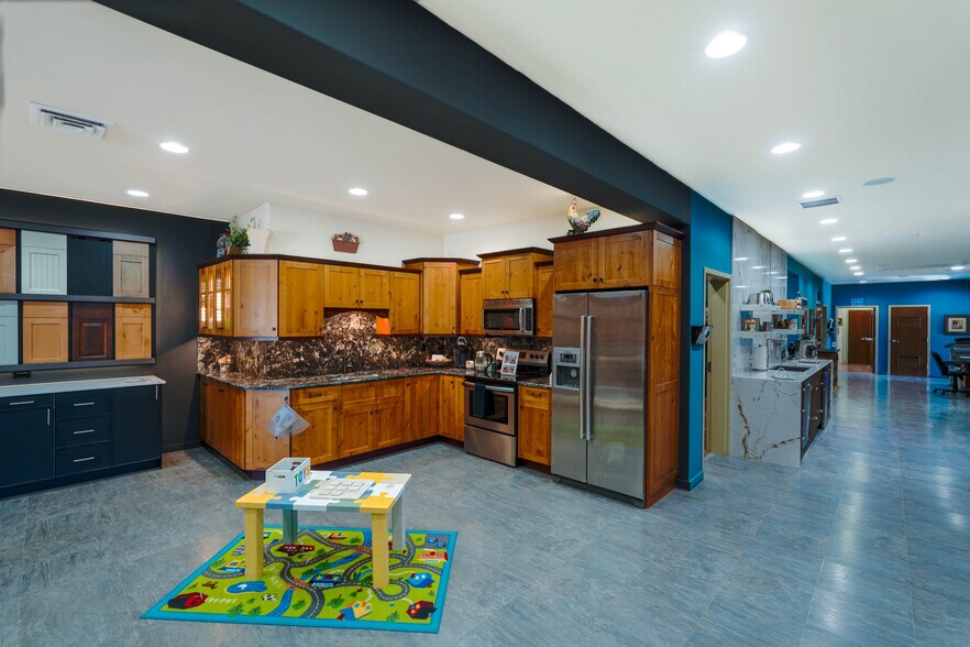 More Photos Of 105 Rocky Cliff Ln, Kalispell Industrial For Sale