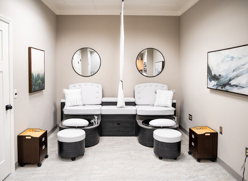 More Photos Of 15875 Franklin Trl, Prior Lake Unknown For Lease