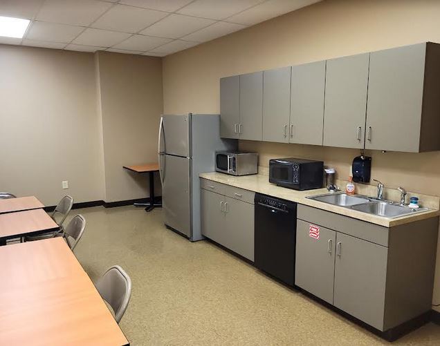 More Photos Of 118 Seaboard Ln, Franklin Freestanding For Lease