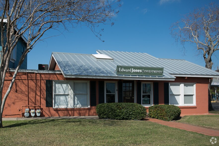 More Photos Of 5830 McArdle Rd, Corpus Christi Unknown For Lease