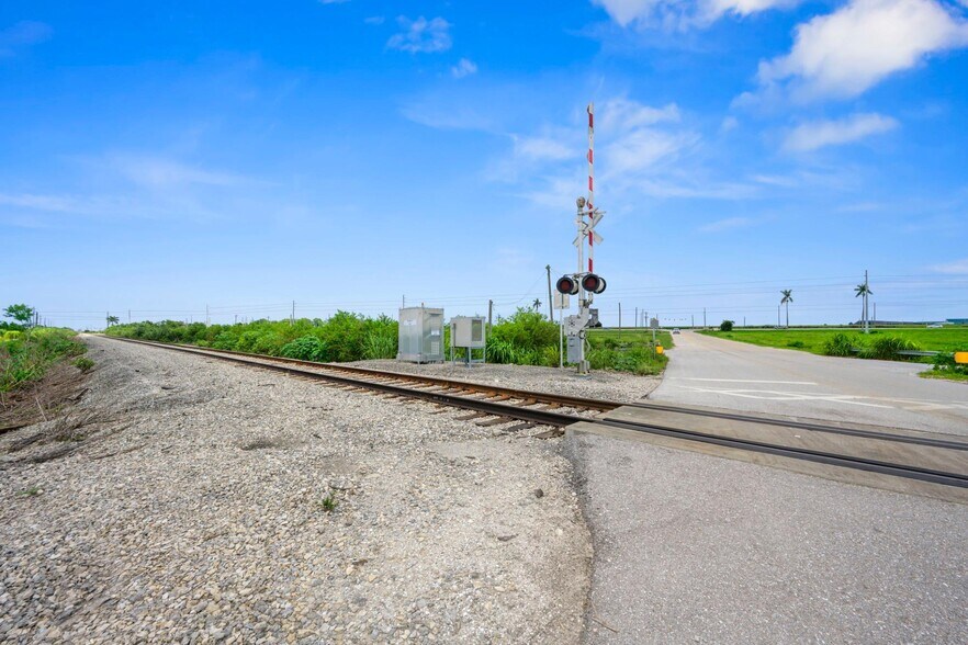 More Photos Of 500 Orange Avenue Cir, Belle Glade Land For Lease