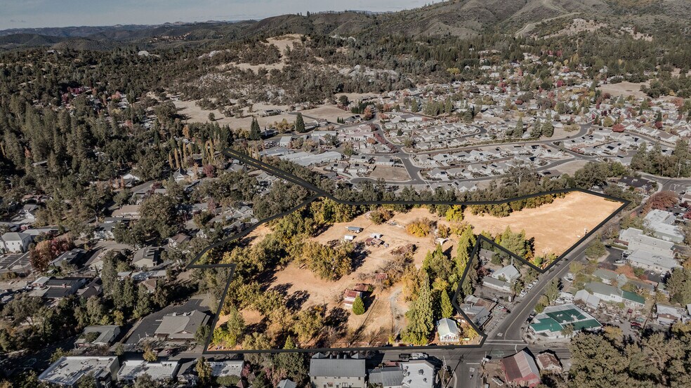 More Photos Of 206 Main St, Murphys Land For Sale