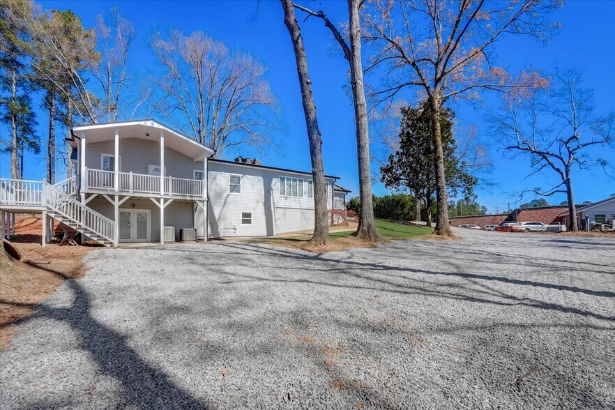 More Photos Of 249 N Price Rd, Sugar Hill Office For Sale