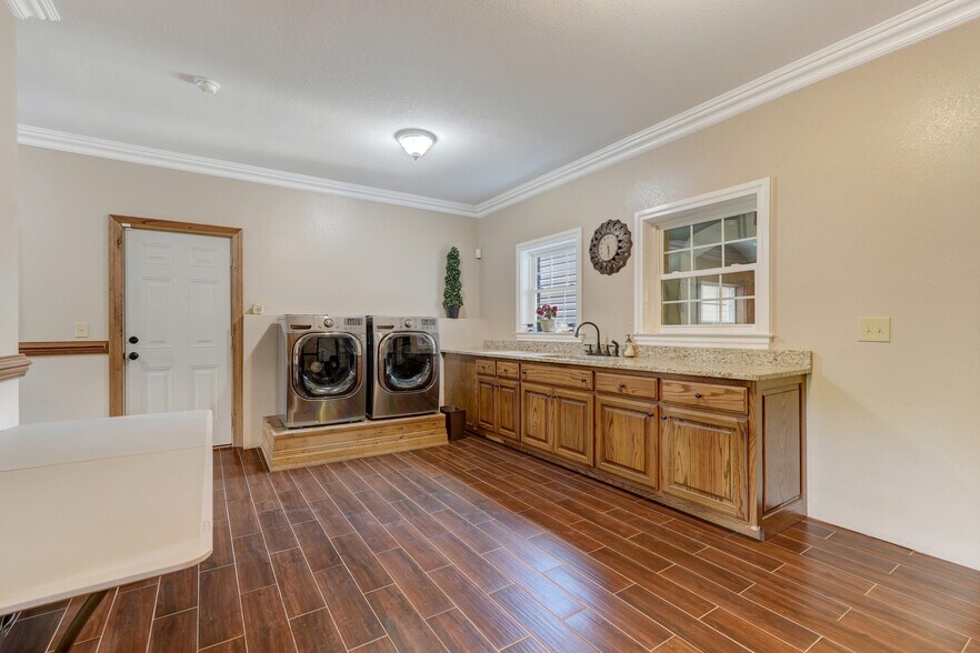 More Photos Of 178 Slaydon Rd, Eden Specialty For Sale