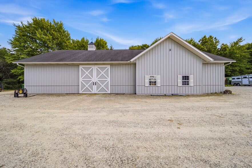 More Photos Of 3126 Mennonite Rd, Mantua Sports And Entertainment For Sale