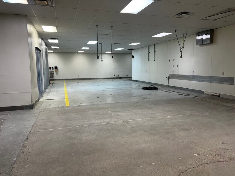 More Photos Of 1202 McGaw Ave, Irvine Warehouse For Lease