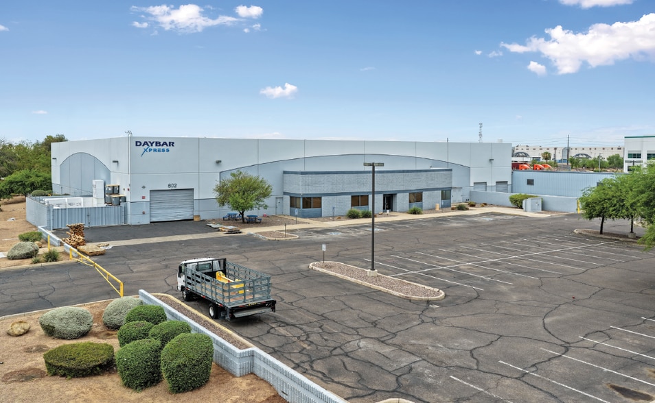 More Photos Of 602 S 65th Ave, Phoenix Warehouse For Lease