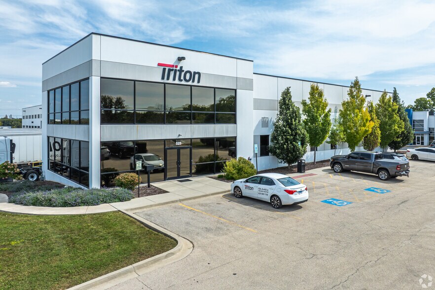 Primary Photo Of 525 Anderson Dr, Romeoville Warehouse For Sale