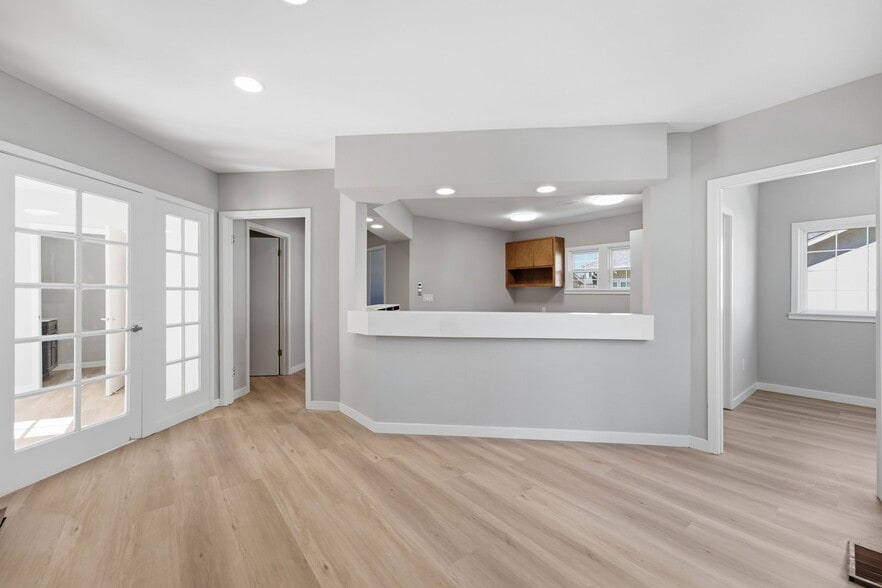More Photos Of 2890 Concord Blvd, Concord Medical For Sale