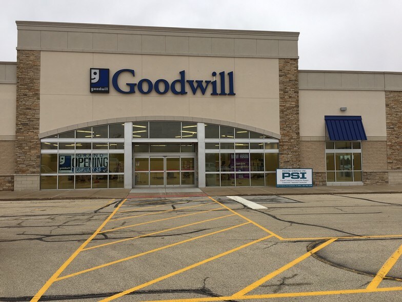 More Photos Of 455 Main St NW, Bourbonnais Unknown For Lease