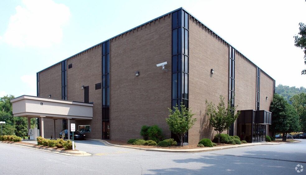 Primary Photo Of 79 Woodfin Pl, Asheville Office For Lease