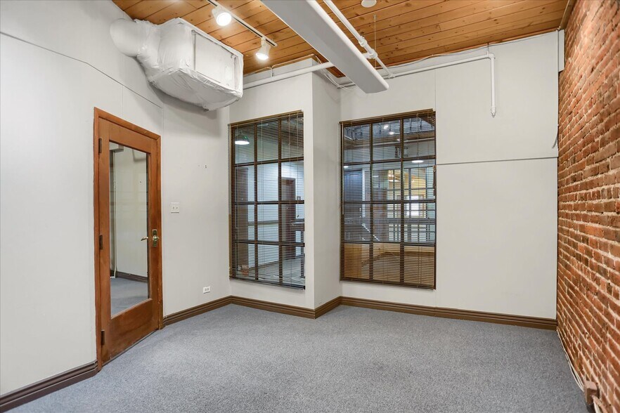 More Photos Of 1620 Market St, Denver Office For Lease