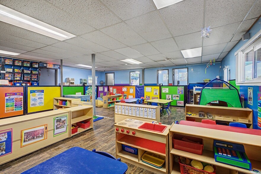More Photos Of 3700 Vegas Dr, Las Vegas Daycare Center For Sale