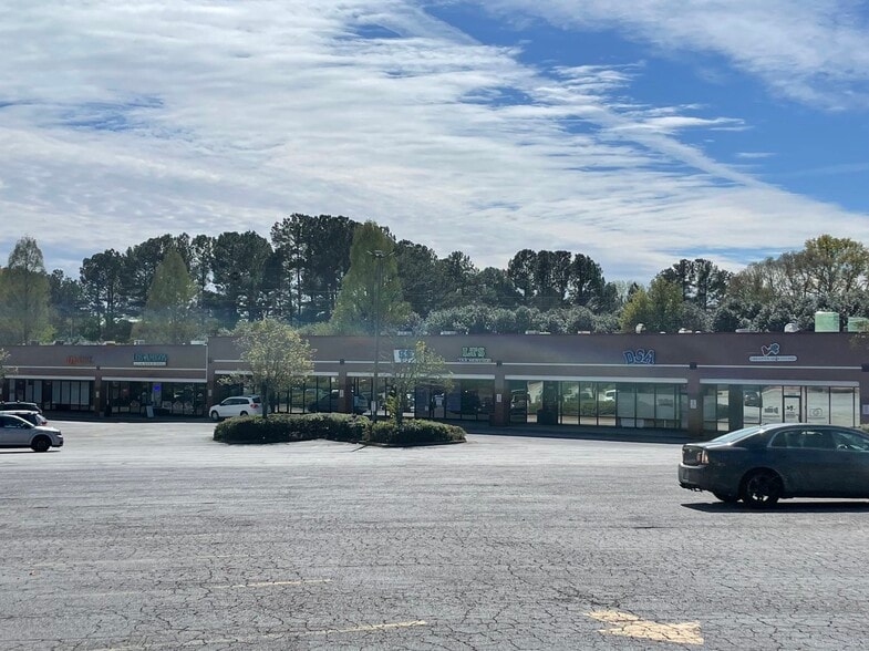 More Photos Of 286 Highway 138 SW, Riverdale Unknown For Lease