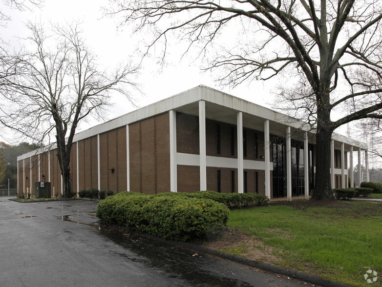 Primary Photo Of 2288 Fairburn Rd, Atlanta Religious Facility For Sale
