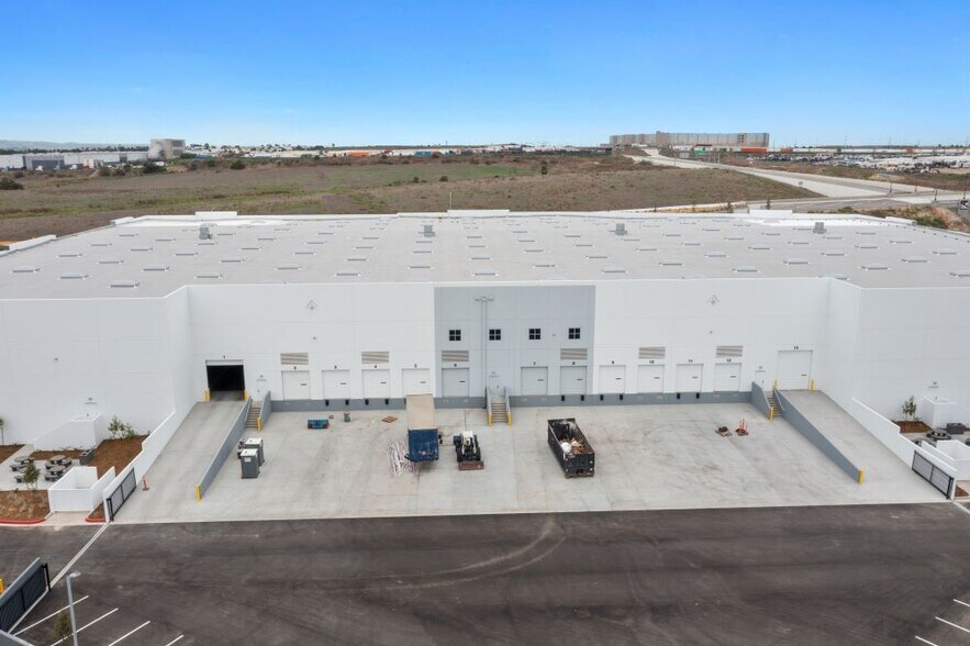 More Photos Of 7310 Otay Crossing Ct, San Diego Warehouse For Lease