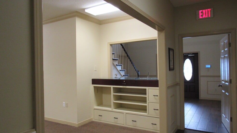 More Photos Of 22193 Highway 59 S, Robertsdale Office For Lease