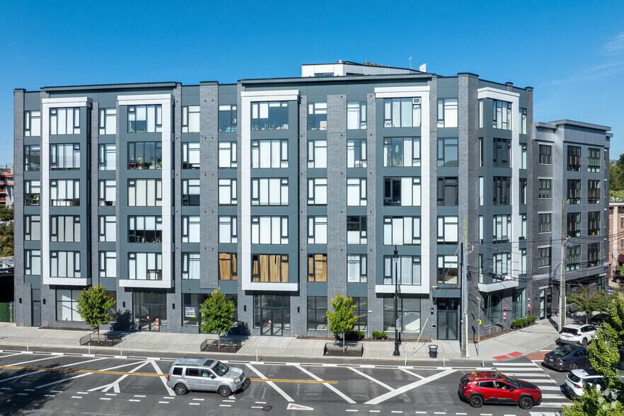 More Photos Of 338 Newark Ave, Jersey City Apartments For Sale