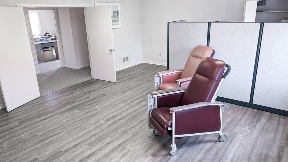 More Photos Of 11 Woodland Rd, Madison Medical For Sale