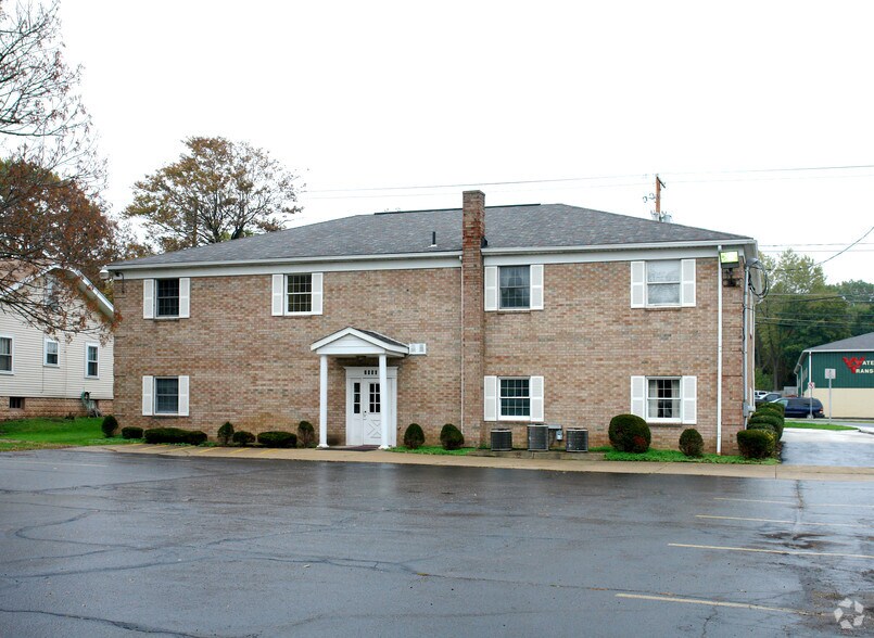 More Photos Of 2050 S Arlington Rd, Akron Office For Sale